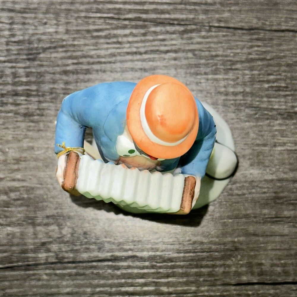 Emmett Kelly Jr. Collection Vintage Clown With Accordion Figurine Flambro 1984 - Picture 5 of 11